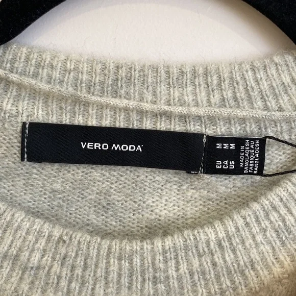 NWT Vero Moda Light Grey Riley Pullover - Picture 3 of 12